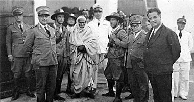 سعيد الشحات يكتب: ذات يوم 12 سبتمبر 1931 .. عمر المختار يصل إلى بنغازى أسيرا ويؤكد لمرافقيه: «وقوعى فى الأسر لا يعنى توقف الثورة والجهاد» 