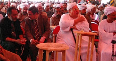 عمدة شلشلمون ينجح فى الصلح بين عائلتين بالشرقية