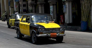 توقف تسليم عقود مشروع التاكسى فى الإسكندرية