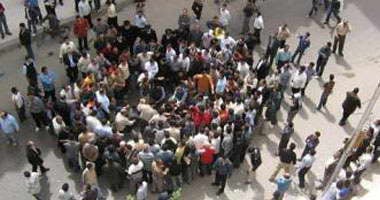 "كانت تلهو بشرفة منزلها".. مصرع طفلة سقطت من الطابق الثالث بأسوان