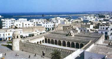 وزير الاستثمار التونسى: نحتاج استثمارات ب 60 مليار دولار 