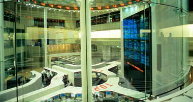 تراجع أسعار النفط فى أسيا بعد الضمانات السعودية