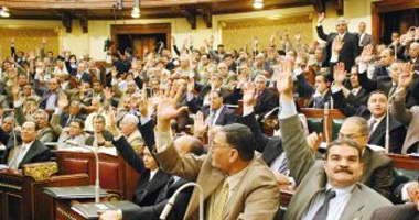 نواب يشككون فى تعامل زملائهم مع البرلمان الأوروبى 